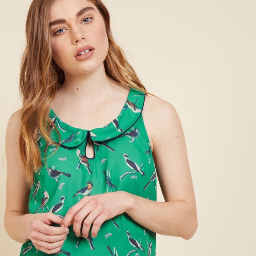 Just as Imagined Sleeveless Bird Print Top